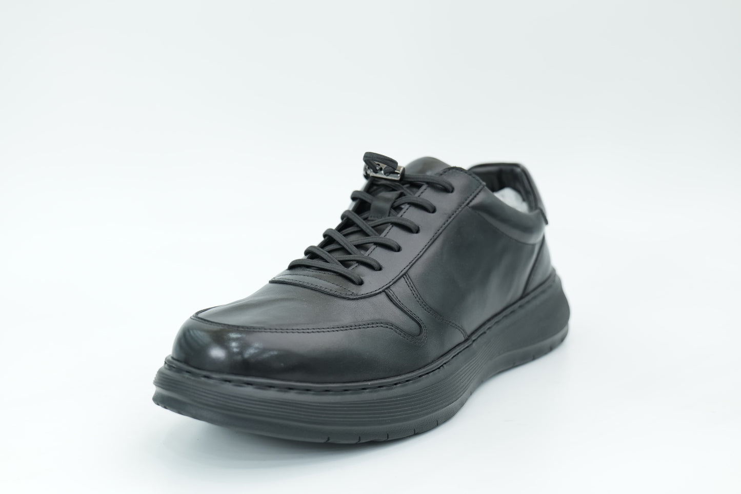 Casual shoes