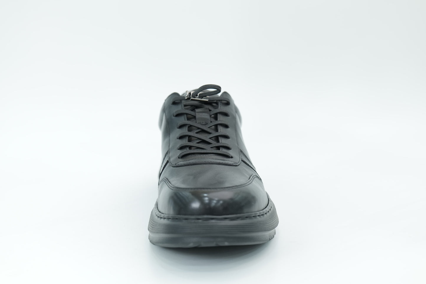 Casual shoes