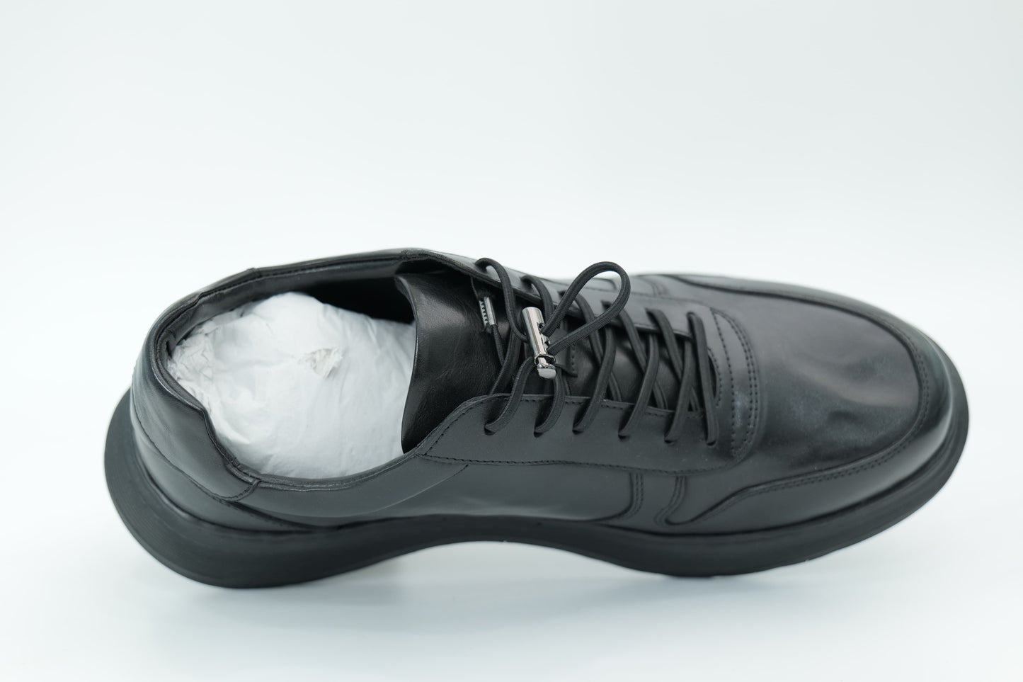 Casual shoes