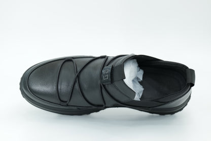 Casual shoes