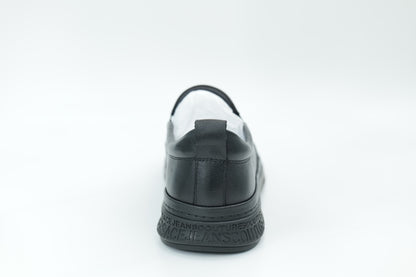 Casual shoes