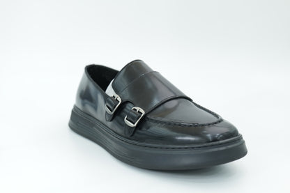 Casual shoes