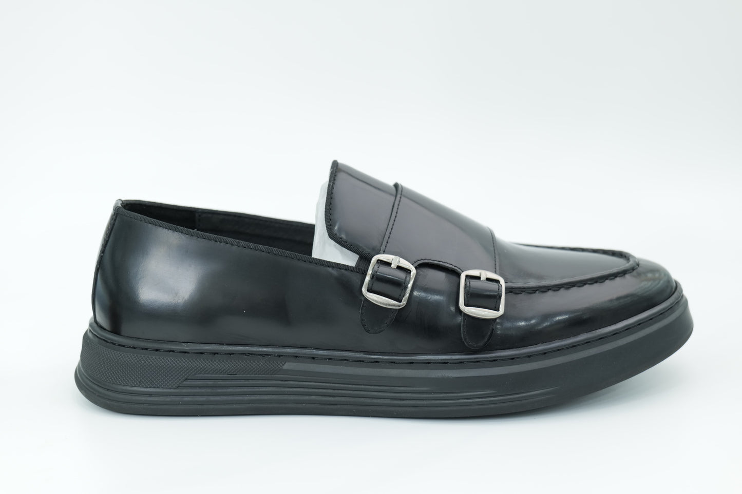 Casual shoes