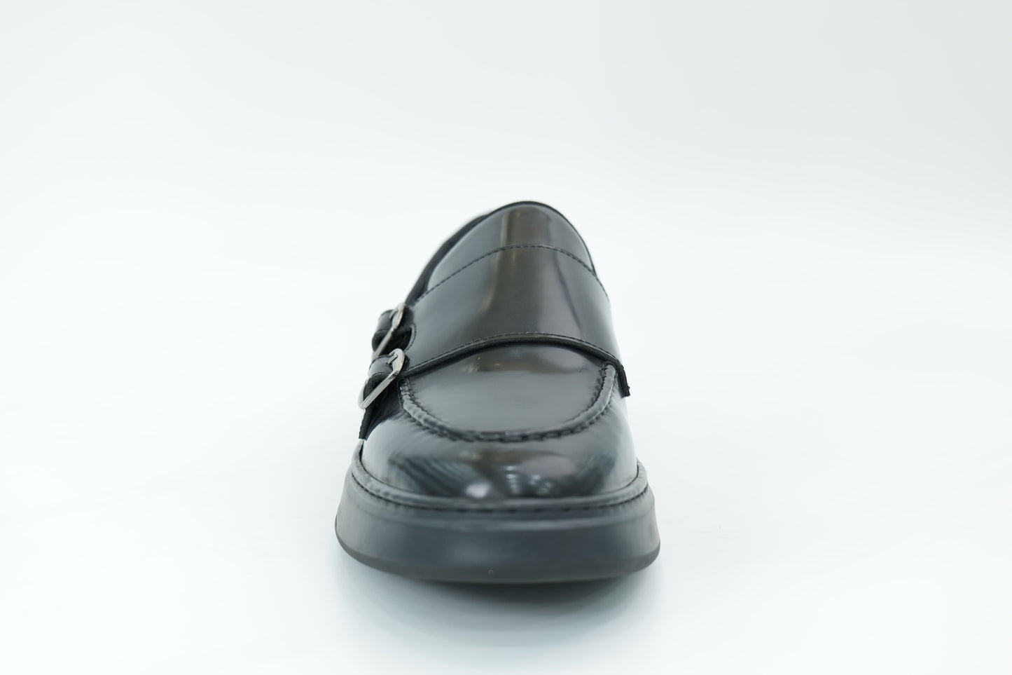 Casual shoes