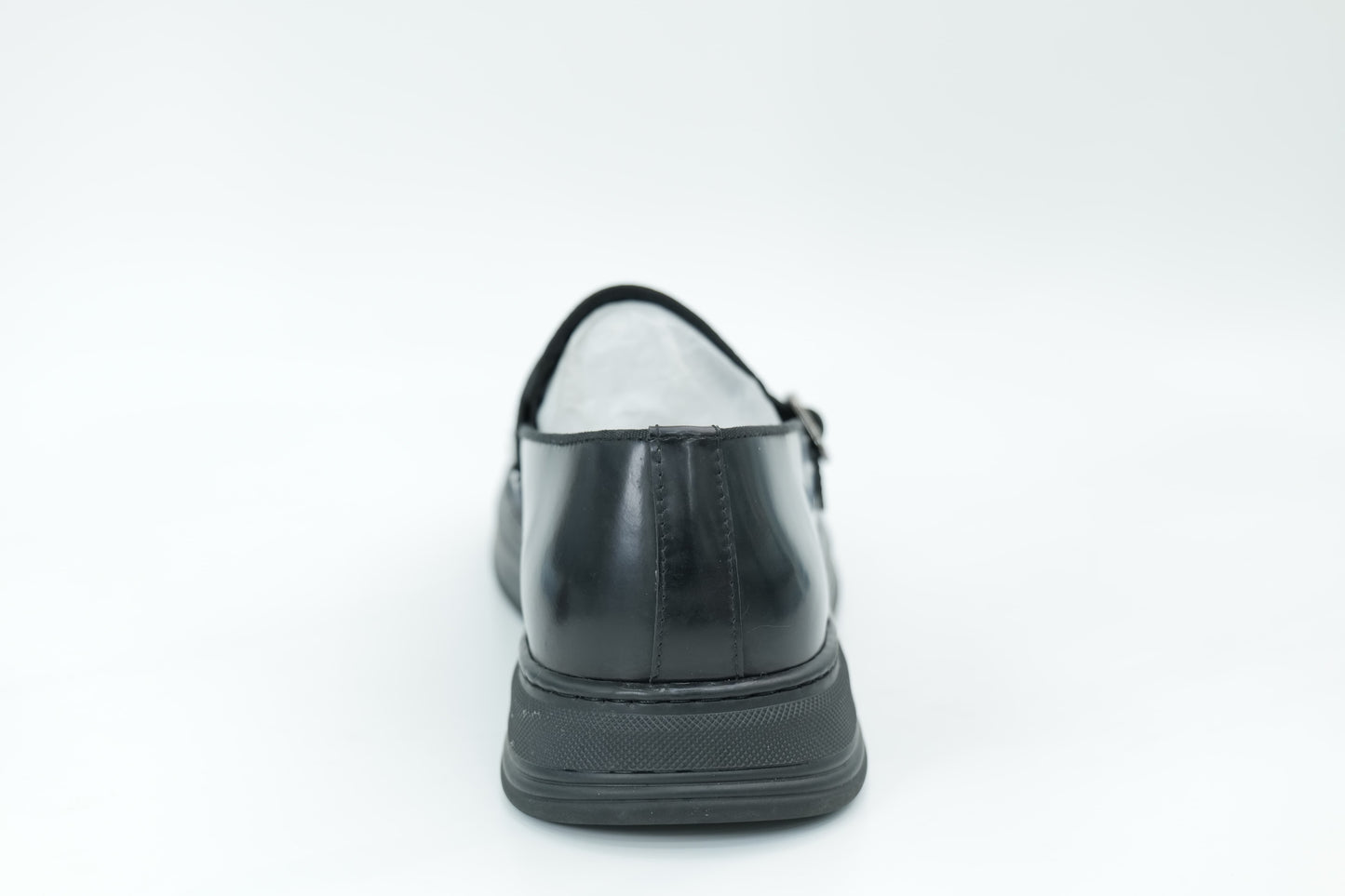 Casual shoes