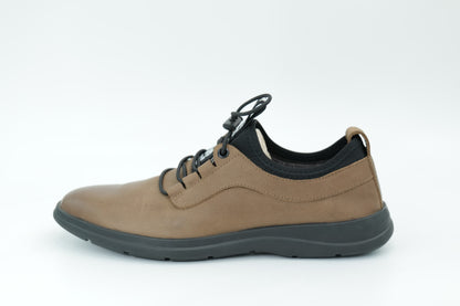 Casual shoes