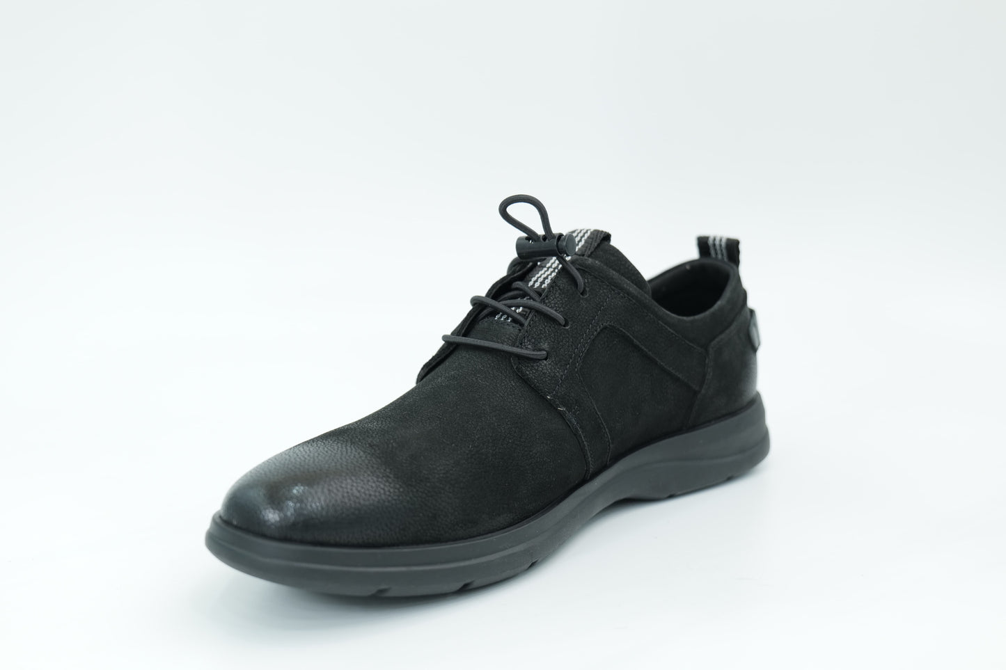Casual shoes