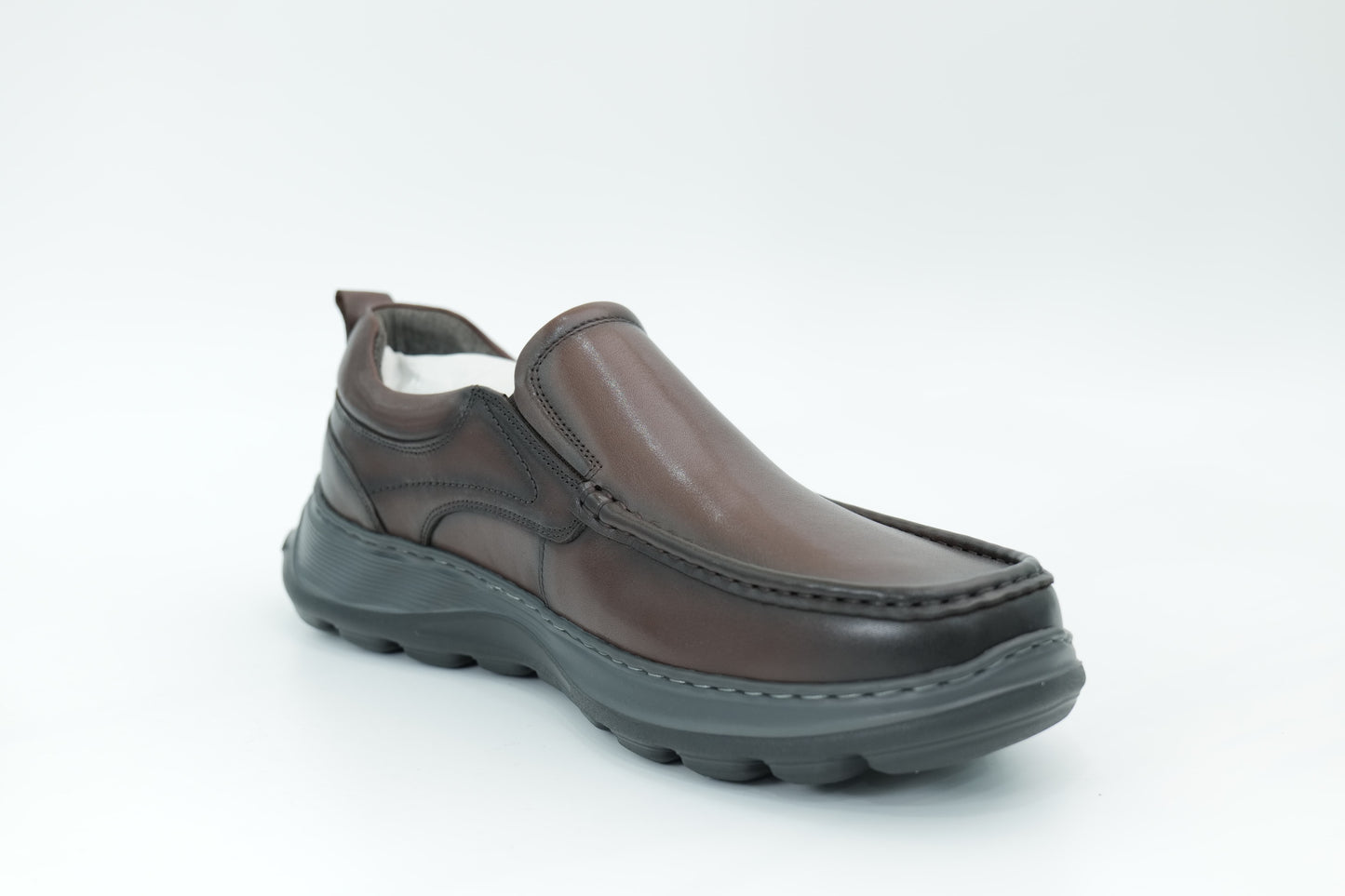 Casual shoes