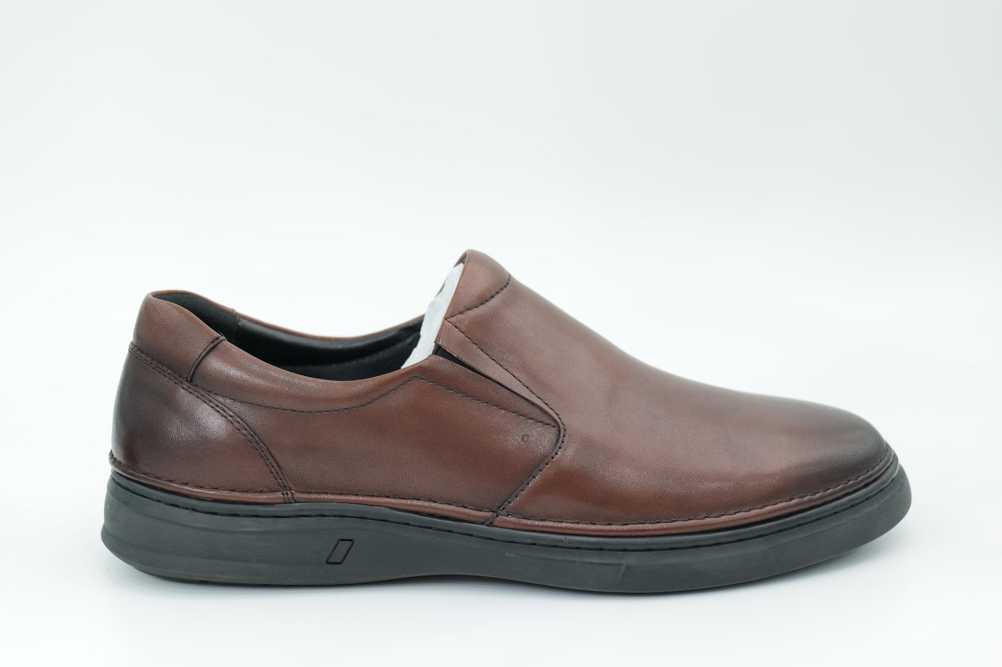 Casual shoes