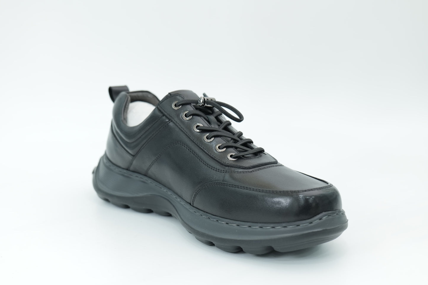 Casual shoes