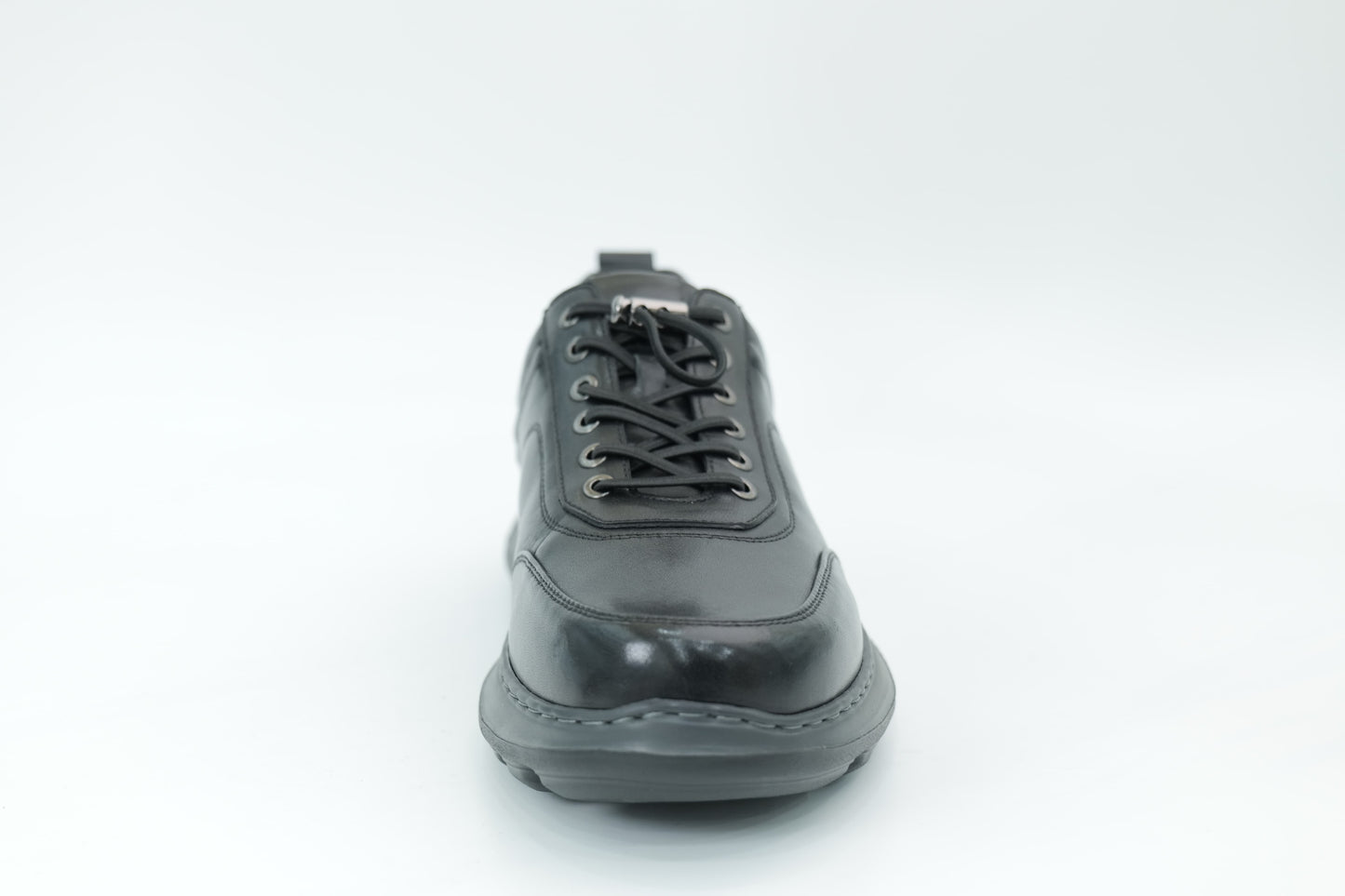 Casual shoes