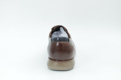 Casual shoes