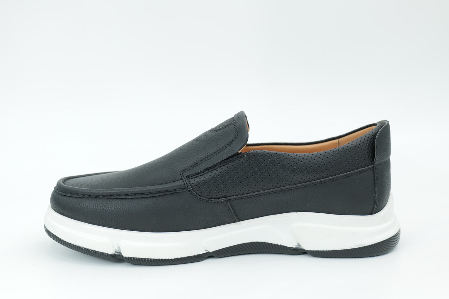 Casual shoes