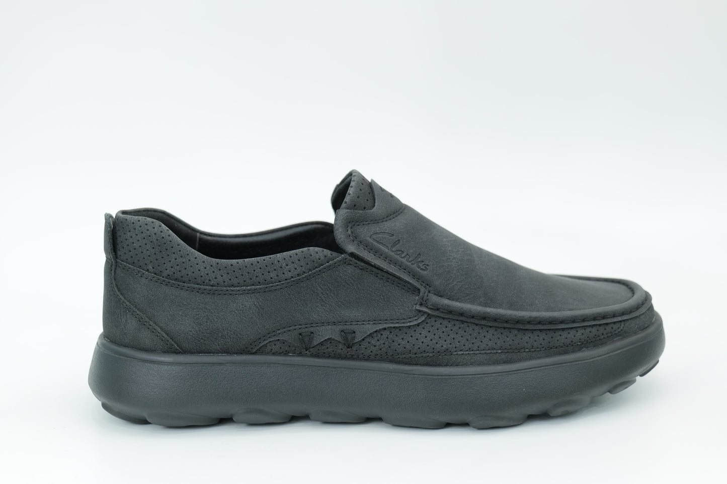 Casual shoes