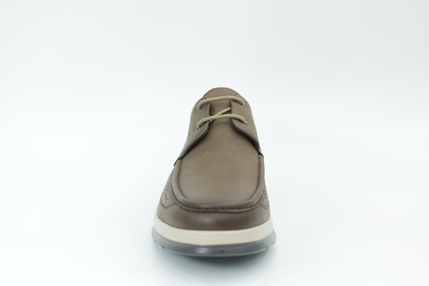Casual shoes