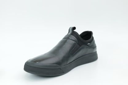 Casual shoes