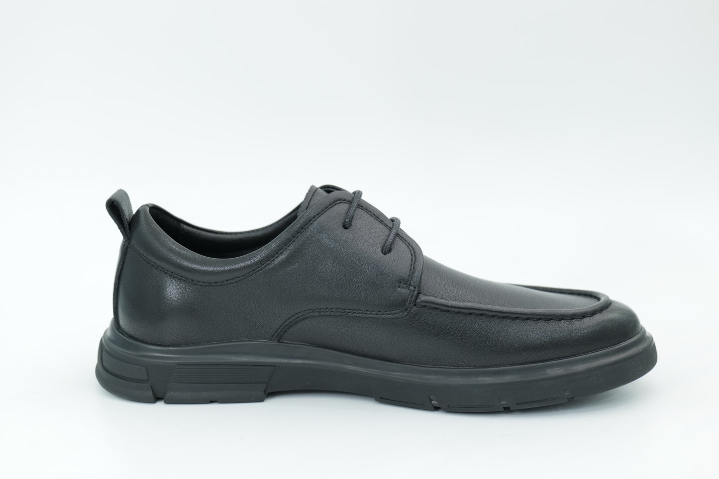 Casual shoes