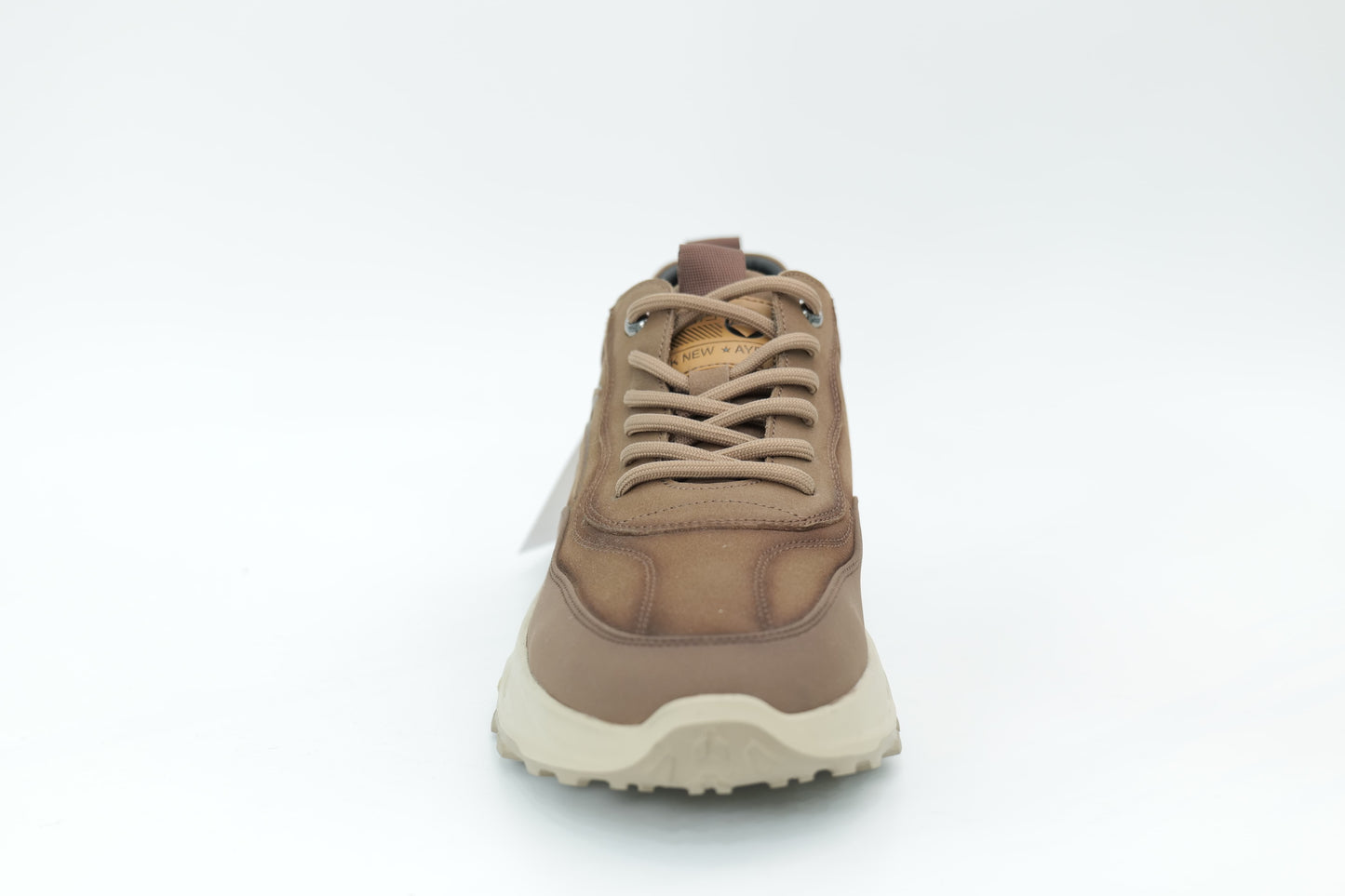 Casual shoes