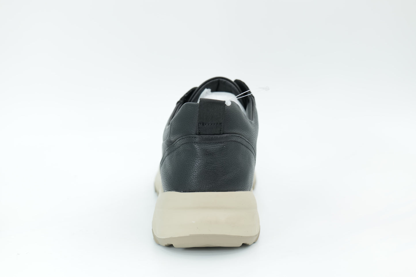 Casual shoes