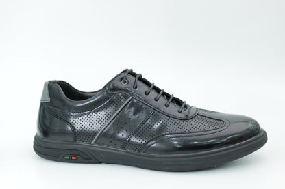 Casual shoes
