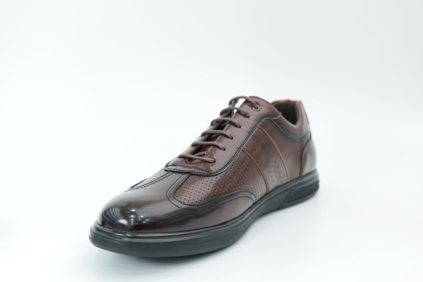Casual shoes