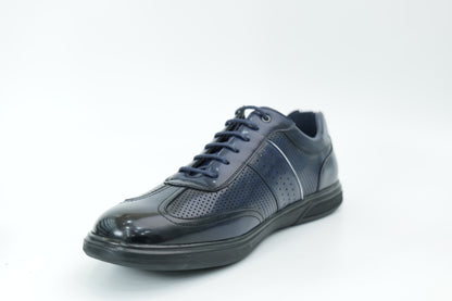 Casual shoes