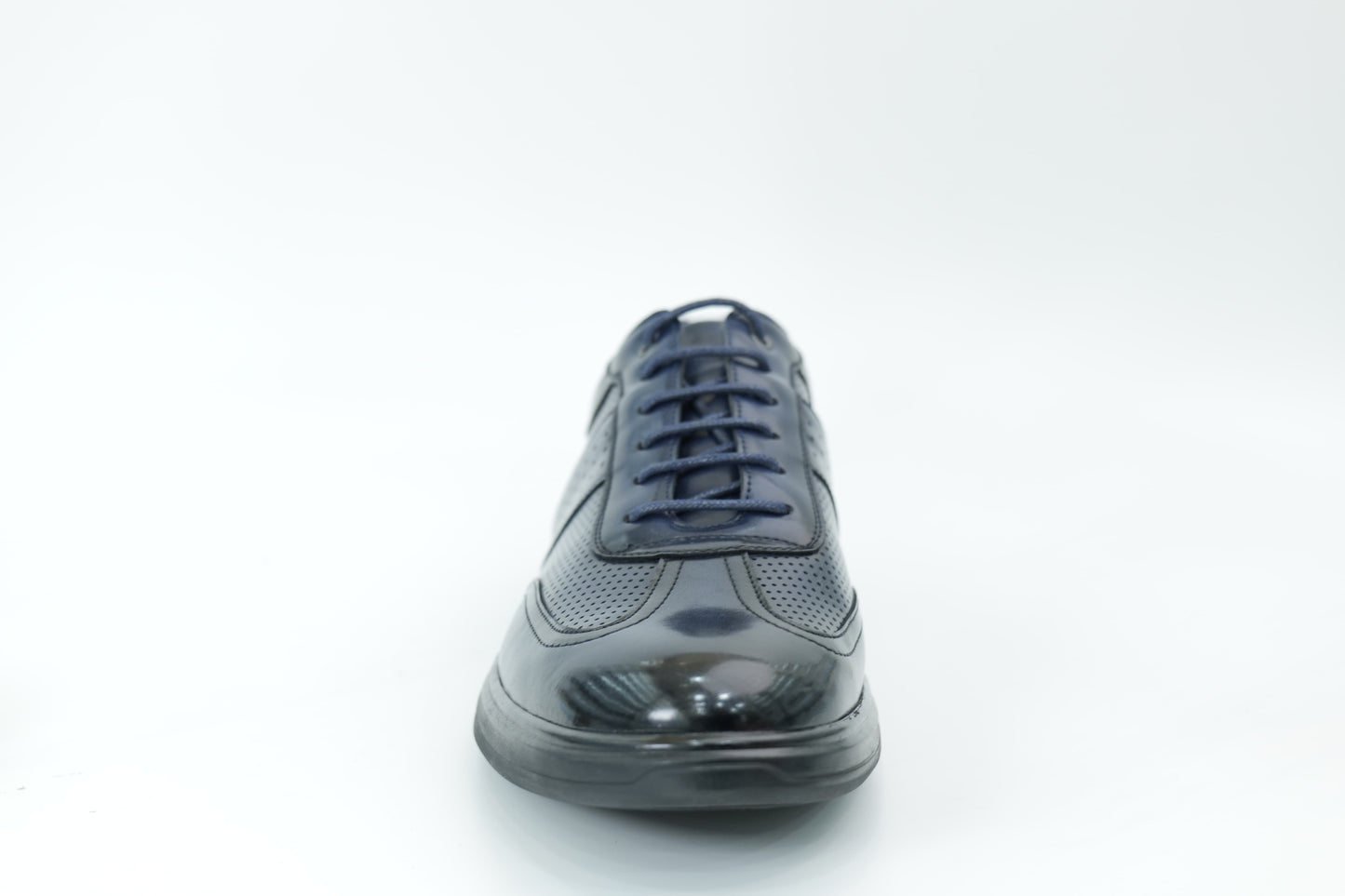 Casual shoes