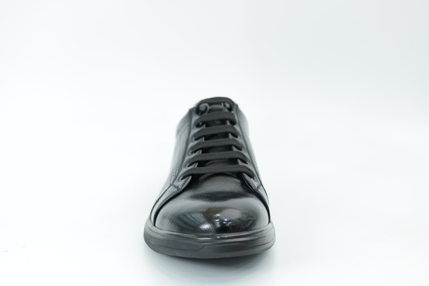 Casual shoes