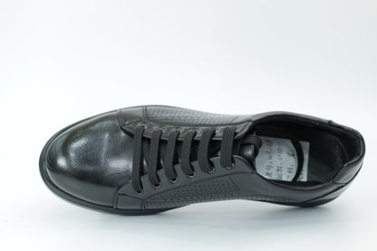 Casual shoes