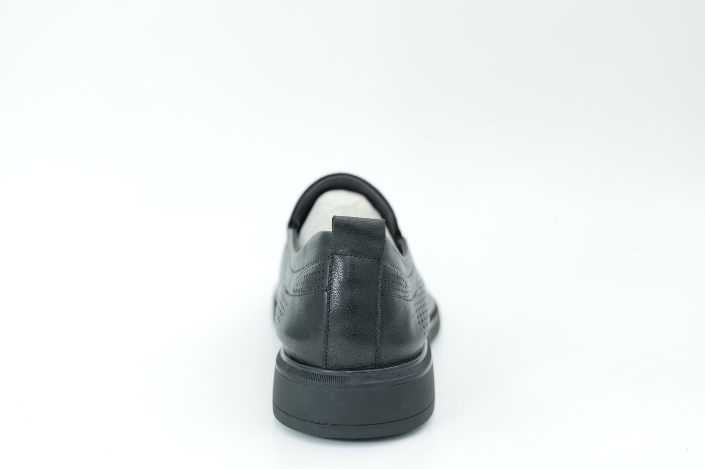 Casual shoes