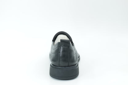 Casual shoes