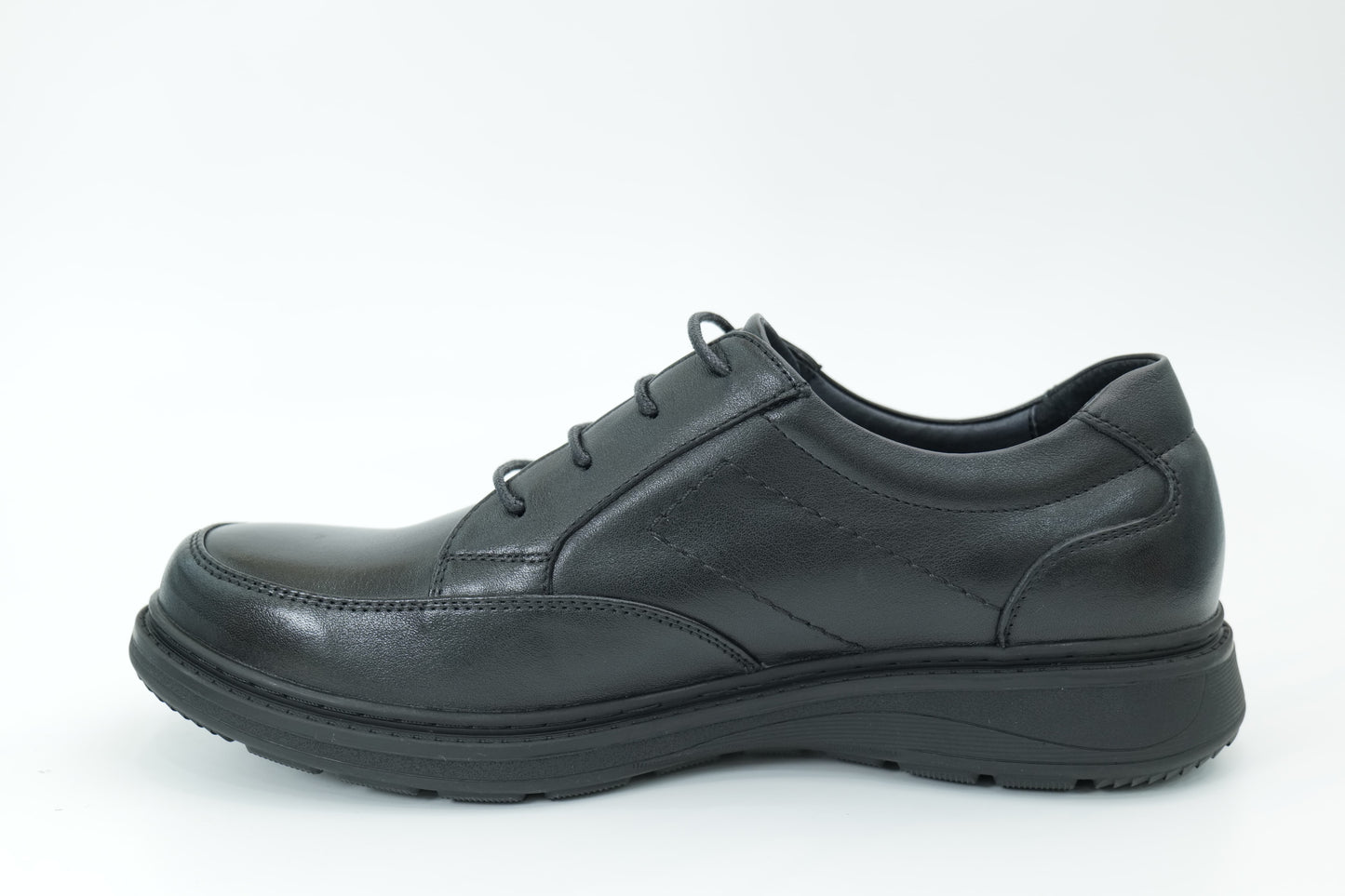 Casual shoes