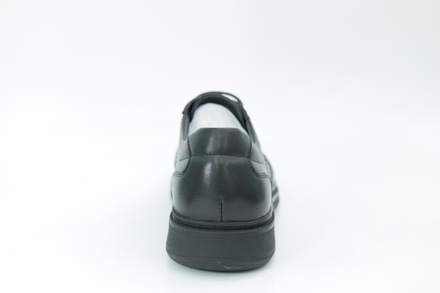 Casual shoes
