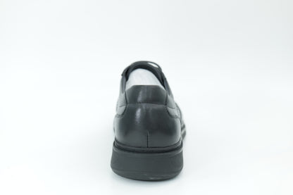 Casual shoes