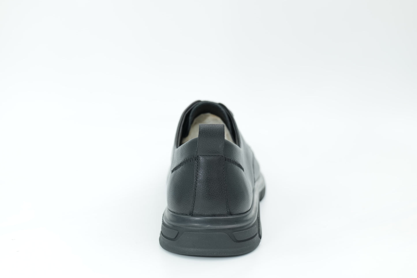 Casual shoes