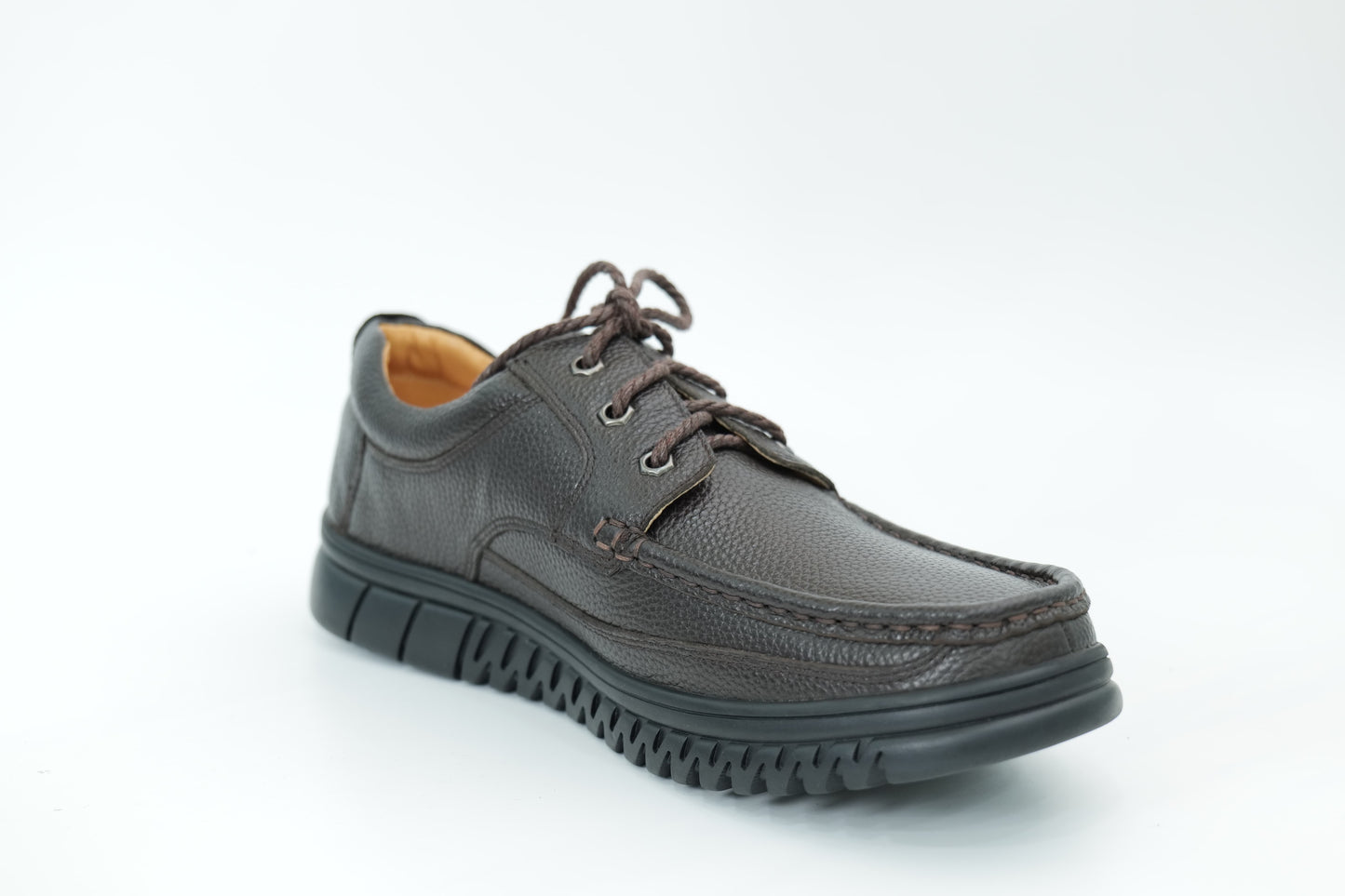 Casual shoes