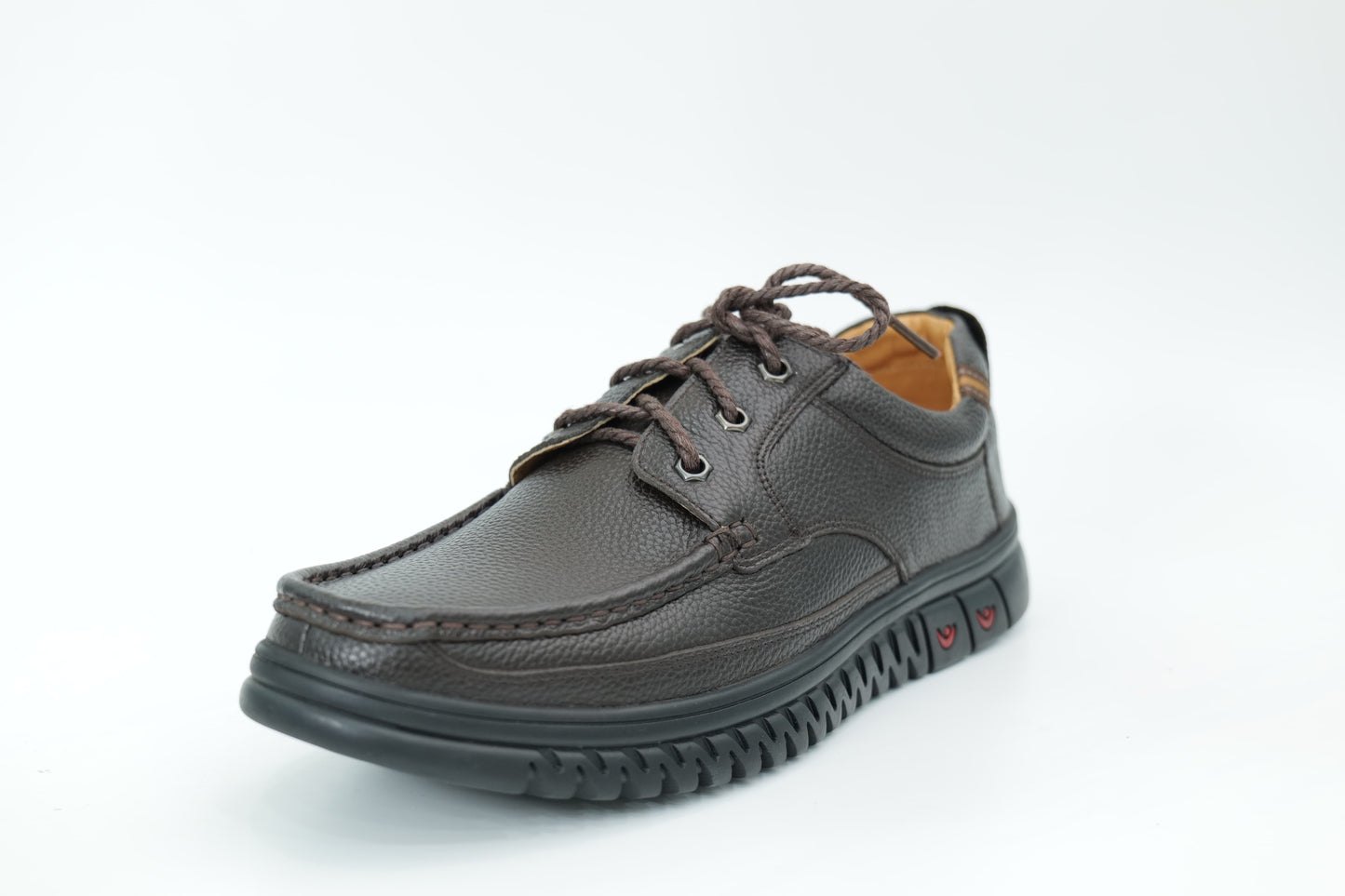 Casual shoes