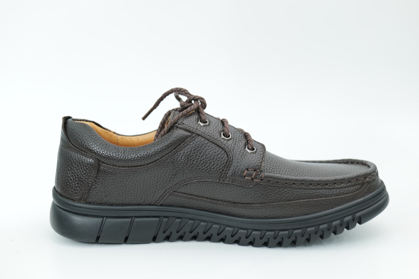 Casual shoes