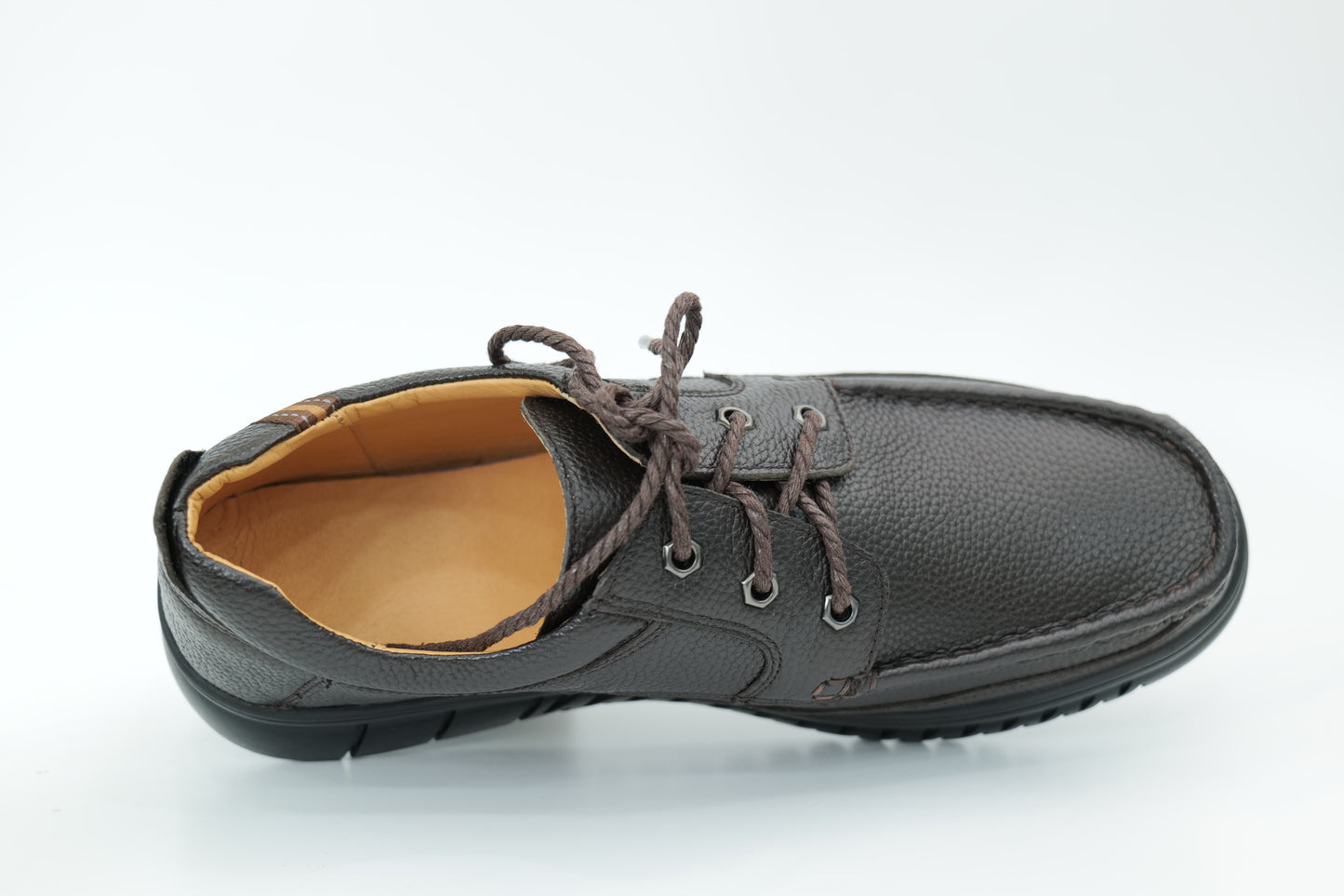 Casual shoes