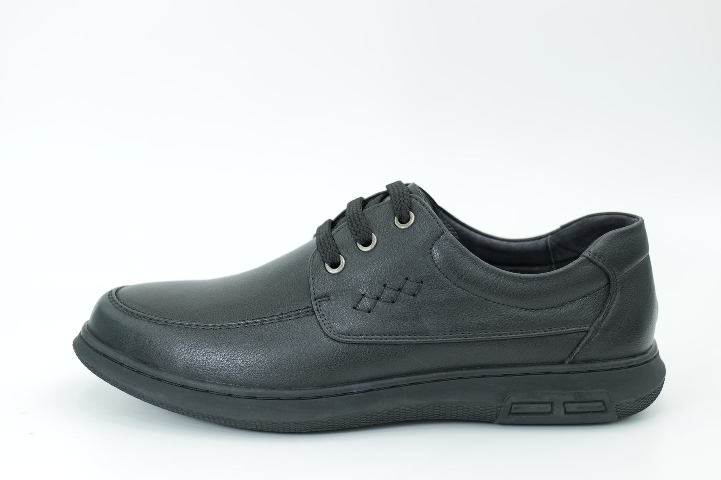 Casual shoes