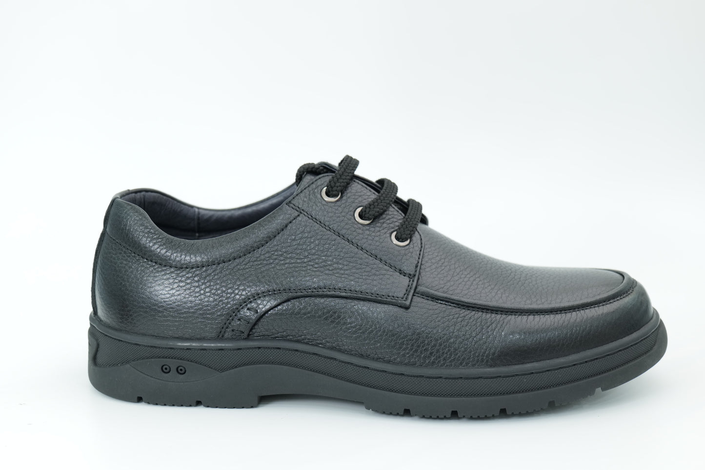 Casual shoes