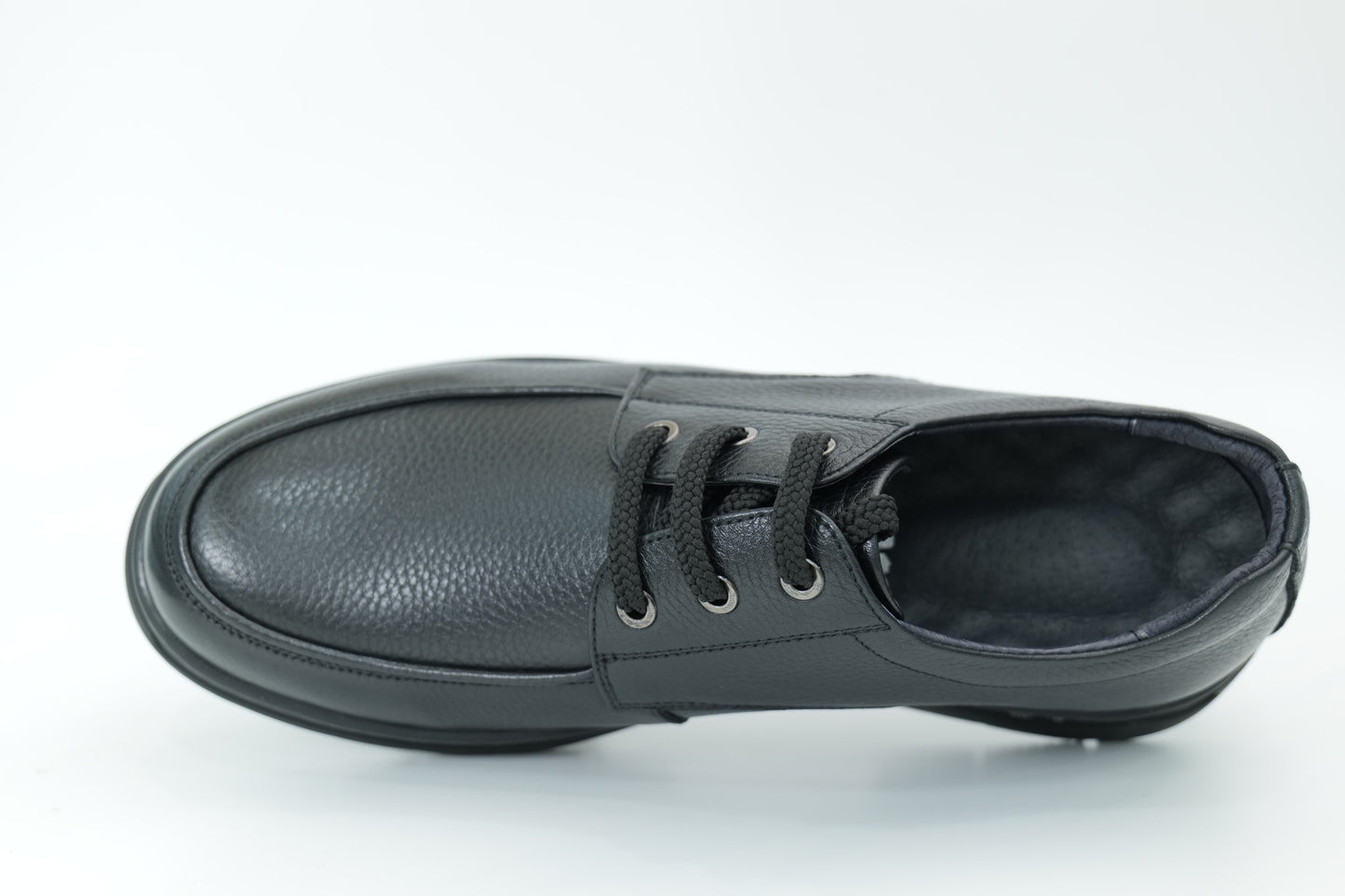 Casual shoes