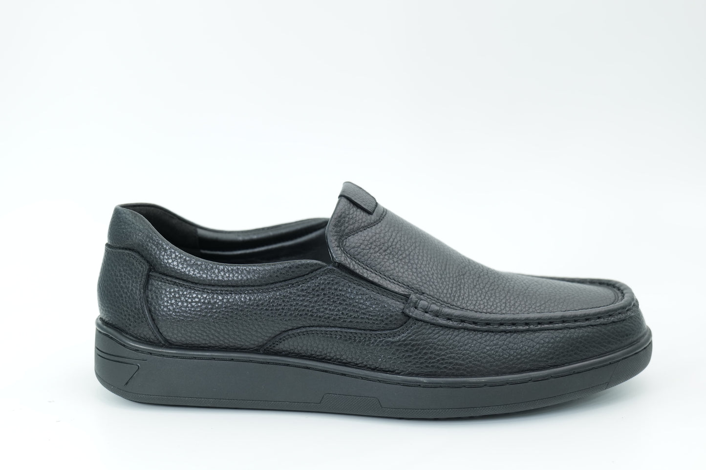 Casual shoes