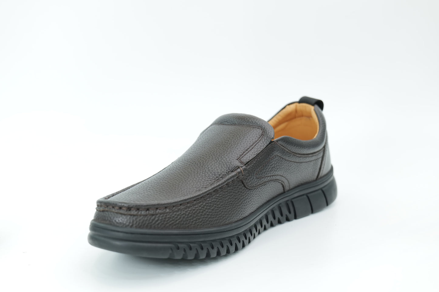 Casual shoes