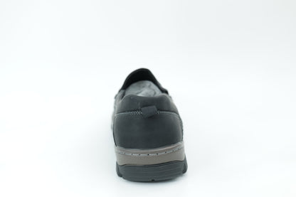 Casual shoes