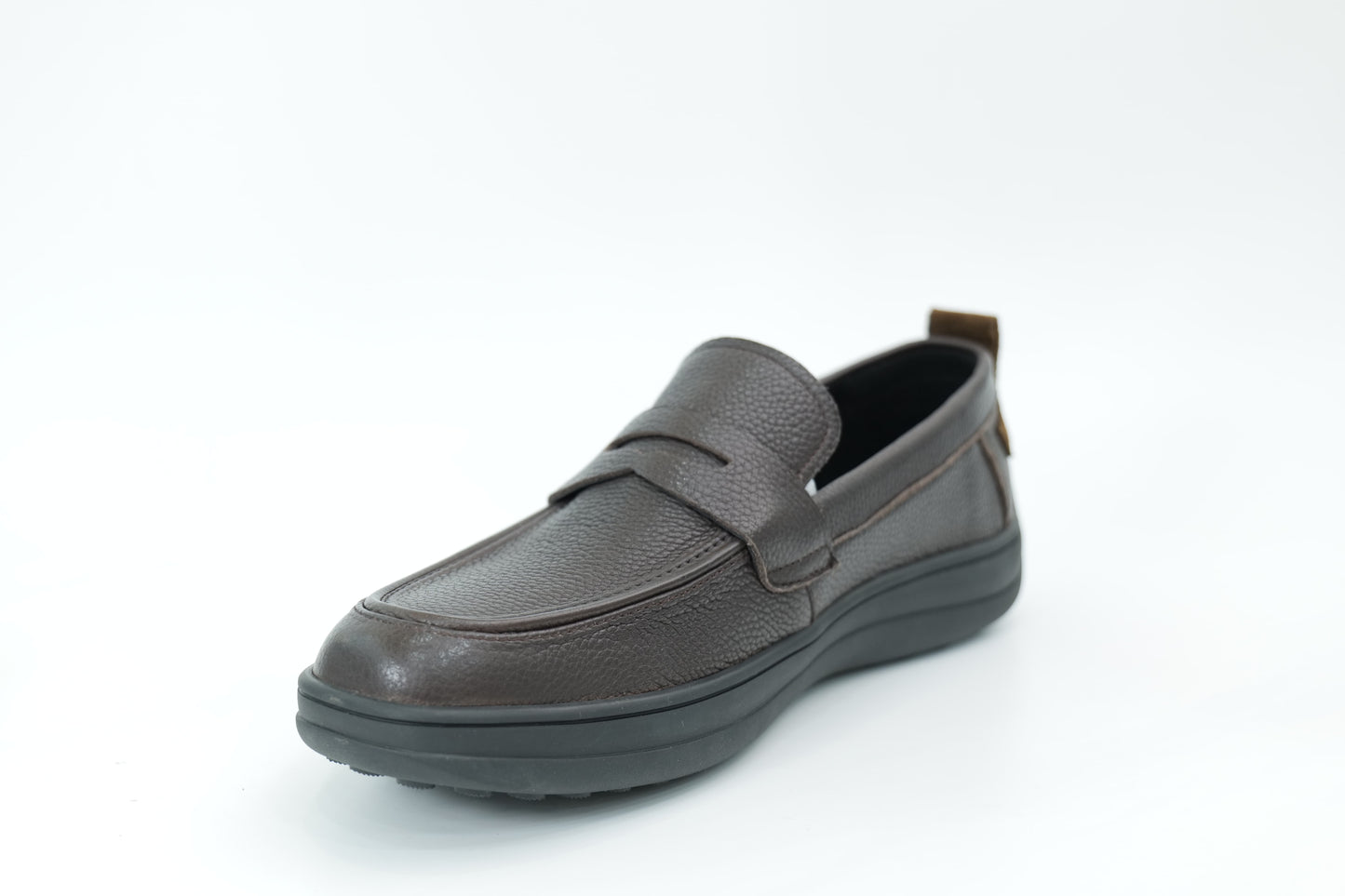 Casual shoes