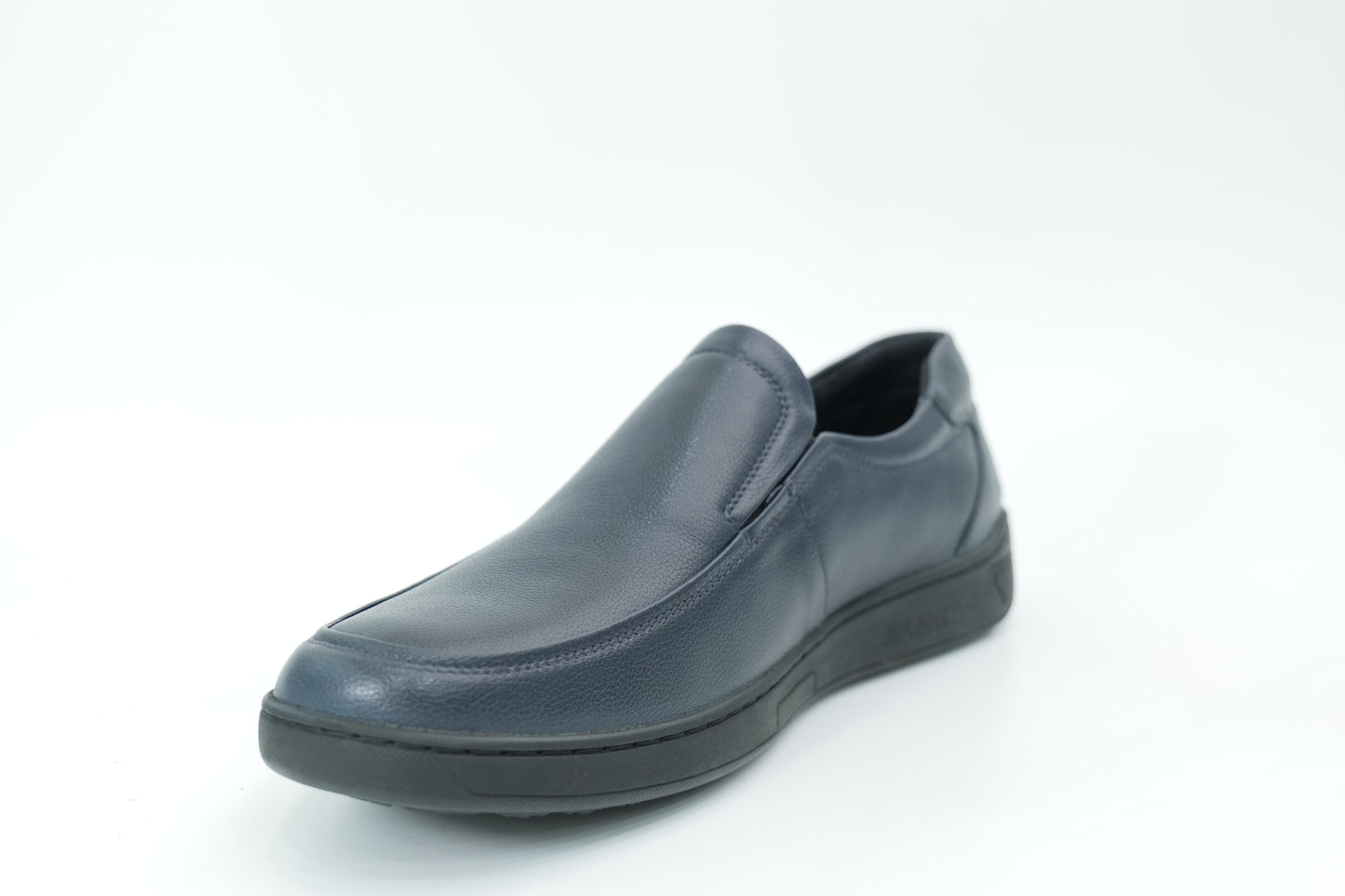 Casual shoes