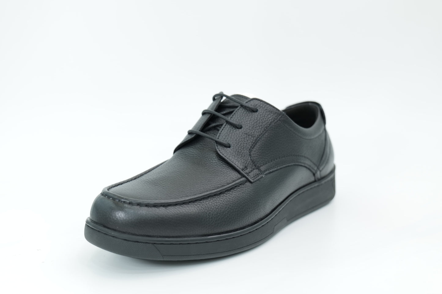 Casual shoes
