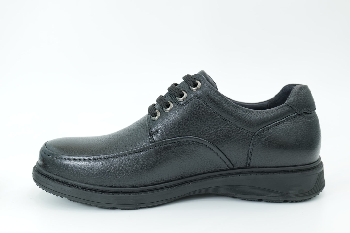 Casual shoes