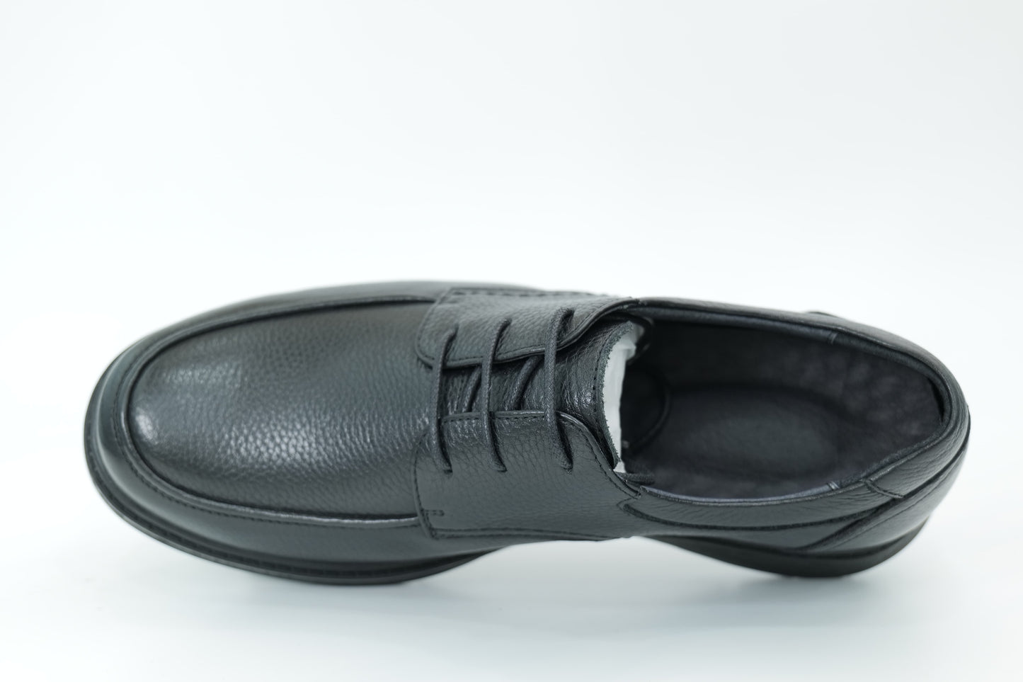 Casual shoes